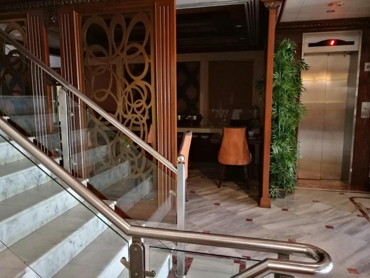 Regency Inn Hotel Lahor Dış mekan fotoğraf