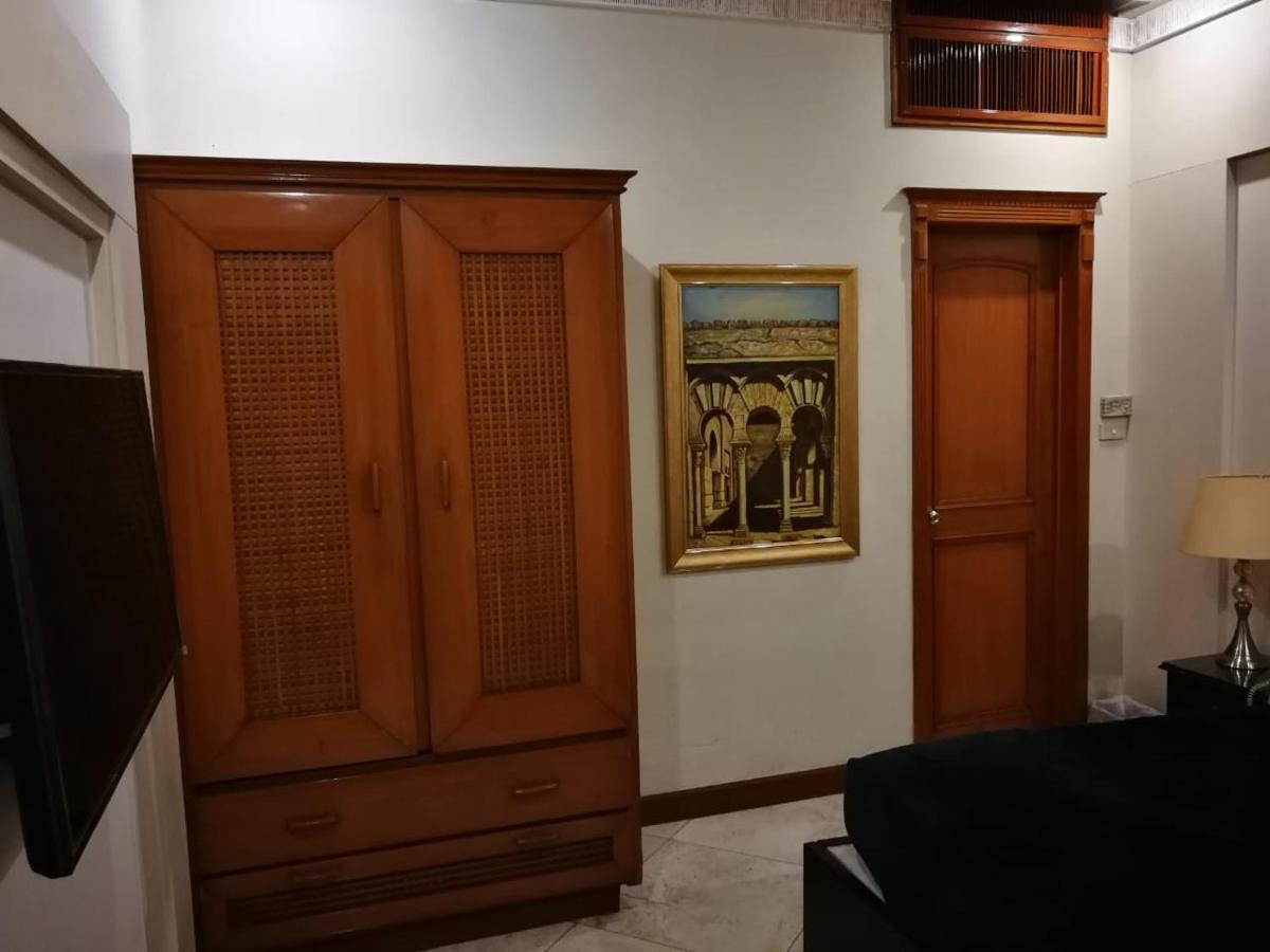 Regency Inn Hotel Lahor Dış mekan fotoğraf