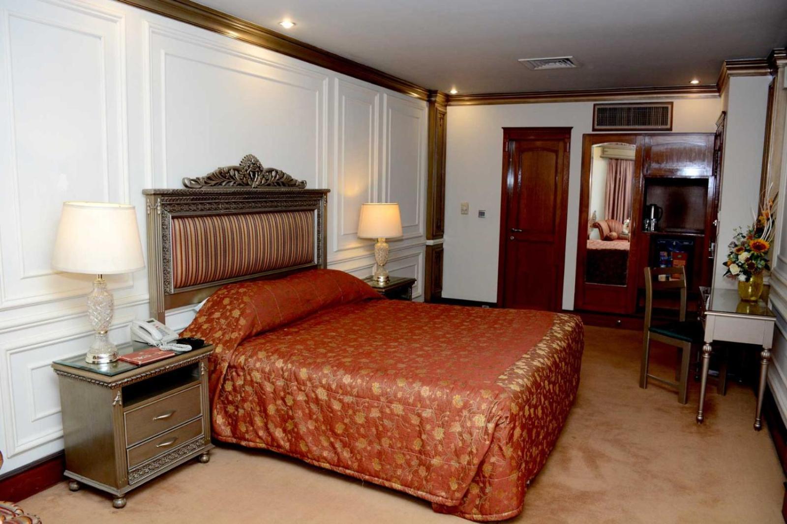 Regency Inn Hotel Lahor Dış mekan fotoğraf