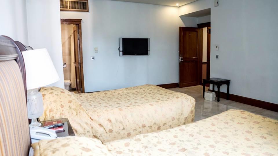 Regency Inn Hotel Lahor Dış mekan fotoğraf