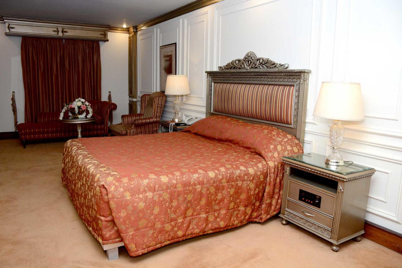 Regency Inn Hotel Lahor Dış mekan fotoğraf