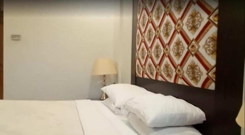 Regency Inn Hotel Lahor Dış mekan fotoğraf